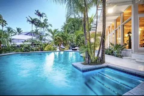 28 Pelican Dr, Fort Lauderdale, FL 33301