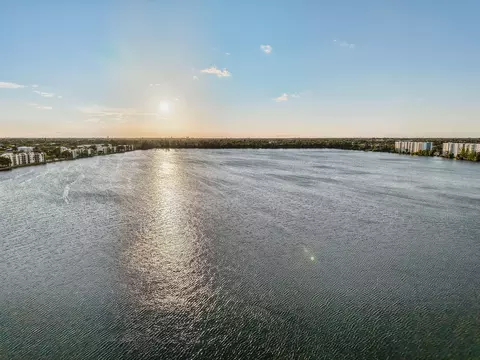 110 Lake Emerald Dr UNIT 303, Oakland Park, FL 33309