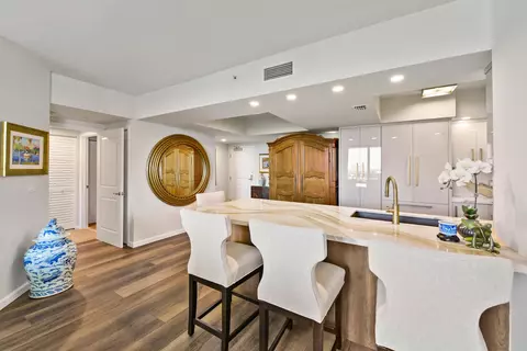 403 S Sapodilla Ave #501, West Palm Beach, FL 33401
