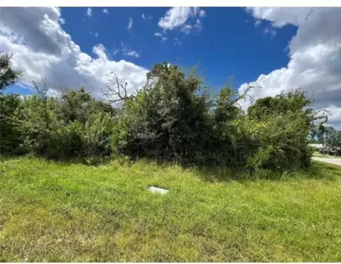 9091 Apple Valley Ave, Englewood, FL 34224