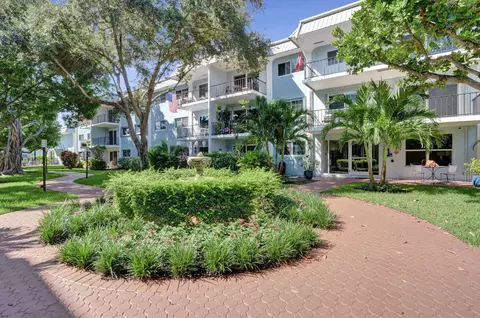 3000 NE 5th Ter #102-A, Wilton Manors, FL 33334