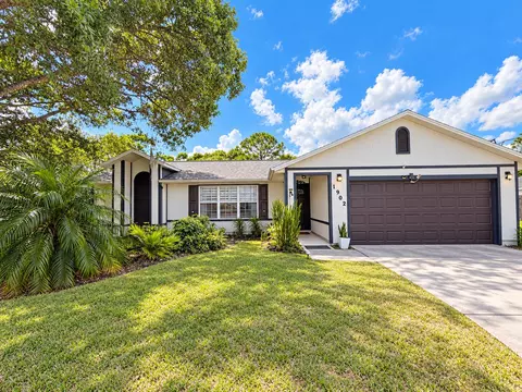 1902 SW Aladdin St, Port Saint Lucie, FL 34953