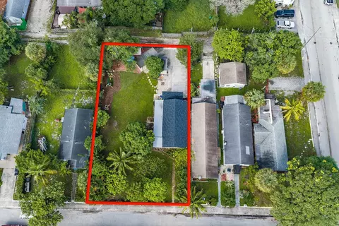 223 N F St, Lake Worth Beach, FL 33460