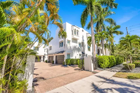 1627 E Broward Blvd, Fort Lauderdale, FL 33301
