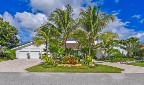 4561 Oak Tree Ct, Delray Beach, FL 33445
