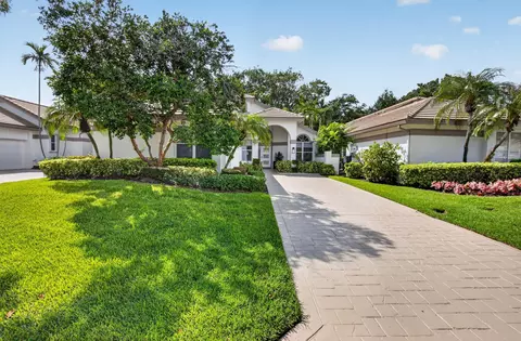 5372 NW 21st Ave, Boca Raton, FL 33496