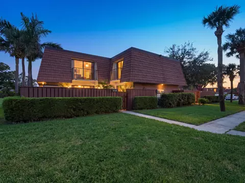 3733 SW Sunset Trace Cir, Palm City, FL 34990
