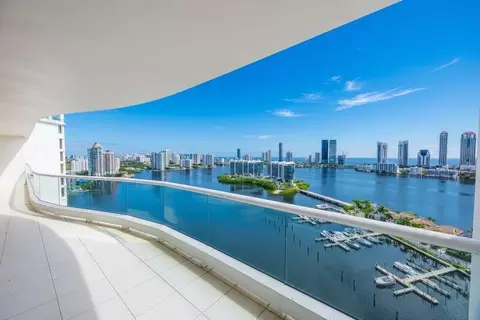7000 Island Blvd #2905, Aventura, FL 33160