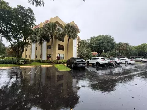 23345 Carolwood Ln #405, Boca Raton, FL 33428