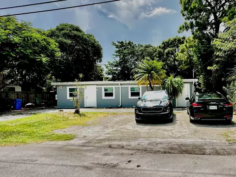 1279 NE 40th Pl, Oakland Park, FL 33334