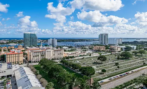 550 Okeechobee Blvd #LPH-15, West Palm Beach, FL 33401