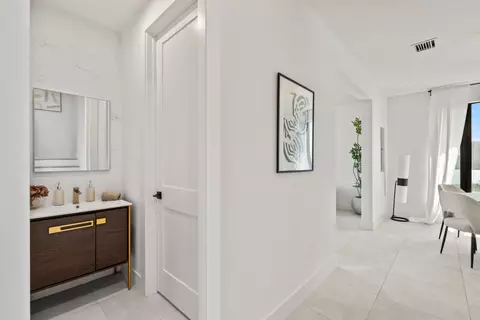 Entry Way - 1848 Rashi Dr, Okeechobee, FL 34974 photo 8 of 14