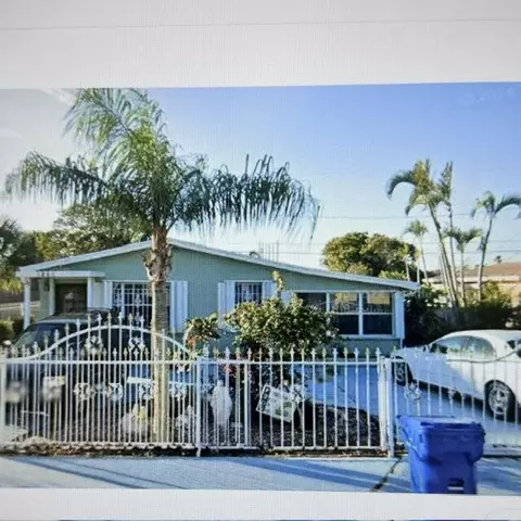 1001 W 4th St, Riviera Beach, FL 33404