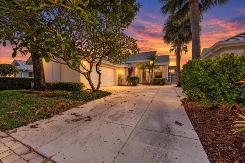 1520 Wilderness Rd, West Palm Beach, FL 33409