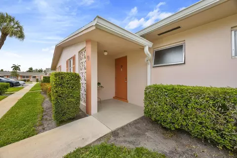 2691 Dudley Dr E #D, West Palm Beach, FL 33415
