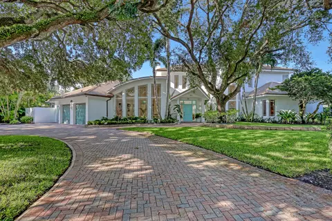 2338 Flamingo Rd, Palm Beach Gardens, FL 33410