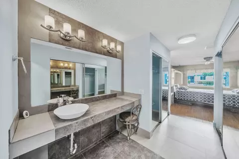 Bath - 8918 Windtree St, Boca Raton, FL 33496 photo 4 of 5
