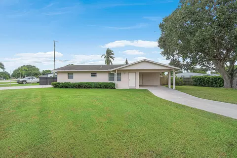 2766 New York St, West Palm Beach, FL 33406