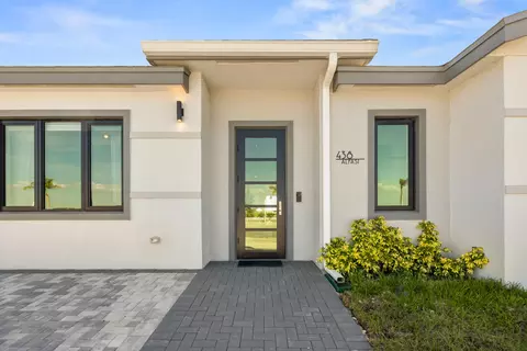 1422 Herzog Dr, Okeechobee, FL 34974 photo 2