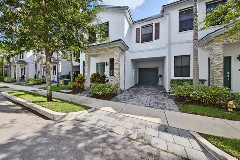 1624 SW 29th St, Fort Lauderdale, FL 33315