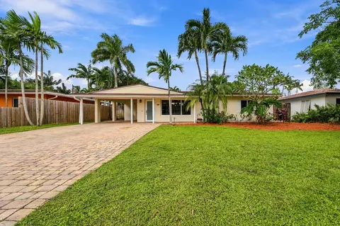 617 NW 28th Ct, Wilton Manors, FL 33311