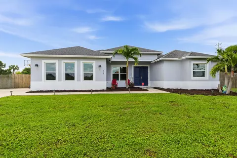 296 SW Millard Dr, Port Saint Lucie, FL 34953