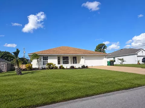 2912 SW Rosetta St, Port Saint Lucie, FL 34953