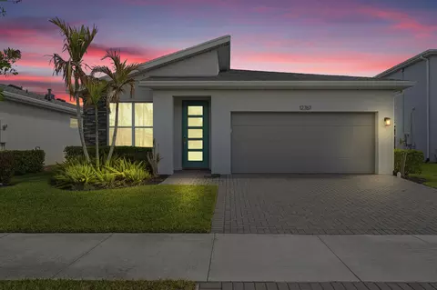 12767 SW Phoenix Dr, Port Saint Lucie, FL 34987