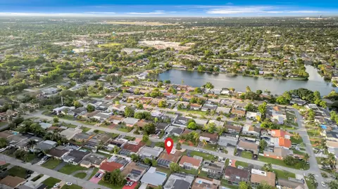6736 Pansy Dr, Miramar, FL 33023