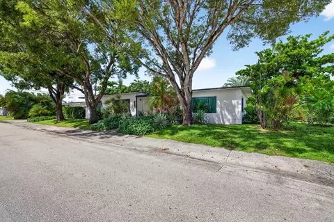 1515 NE 16th St, Fort Lauderdale, FL 33304