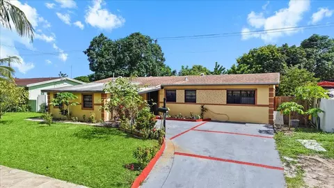 18921 NW 24th Ave, Miami Gardens, FL 33056
