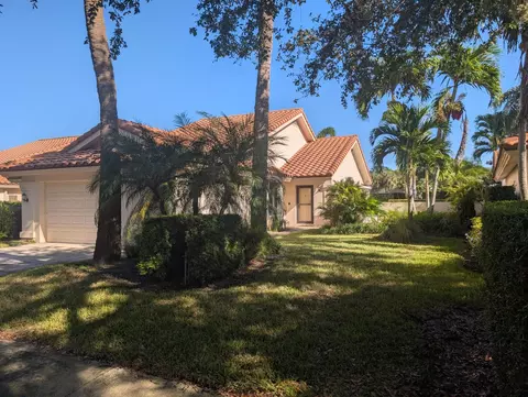 2624 Mohawk Cir, West Palm Beach, FL 33409