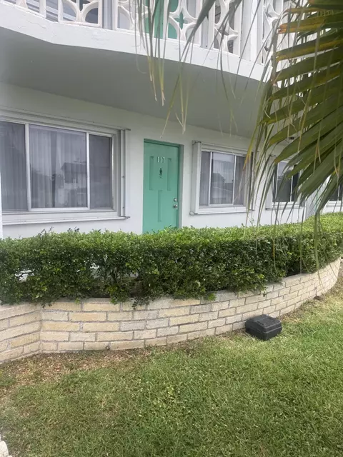 2381 Sunset Ave #117, Lake Worth Beach, FL 33461
