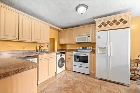 831 Salem Ln #A, Lake Worth, FL 33467