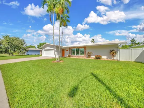 6701 NW 20th St, Margate, FL 33063