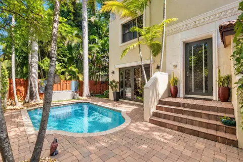 430 NE 7th Ave #430, Fort Lauderdale, FL 33301