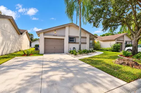 2266 Seagrape Cir, Coconut Creek, FL 33066