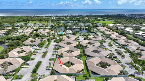View/Area - 1127 E Seminole Ave #15D, Jupiter, FL 33477 photo 3 of 5