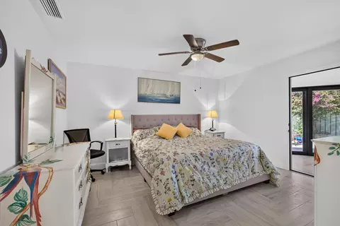 Bedroom - 1127 E Seminole Ave #15D, Jupiter, FL 33477 photo 1 of 4