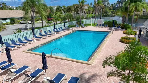 Exterior - 1127 E Seminole Ave #15D, Jupiter, FL 33477 photo 6 of 6