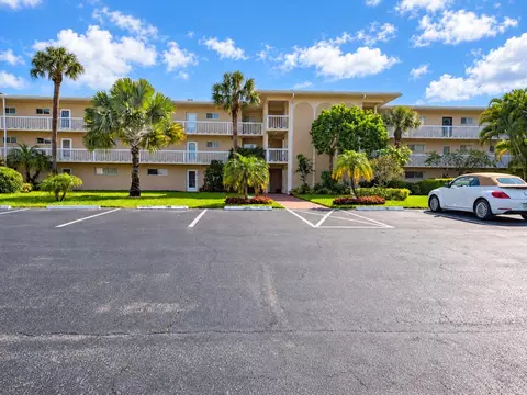 2856 Garden Dr S #106, Lake Worth, FL 33461