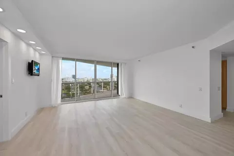 3640 Yacht Club Dr #1501, Aventura, FL 33180