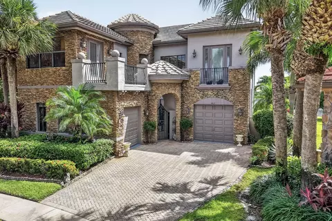 3417 Collonade Dr, Wellington, FL 33449