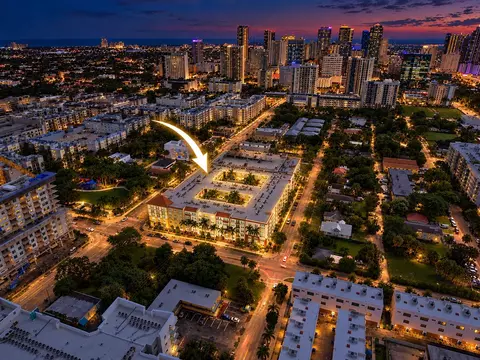 533 NE 3rd Ave #202, Fort Lauderdale, FL 33301