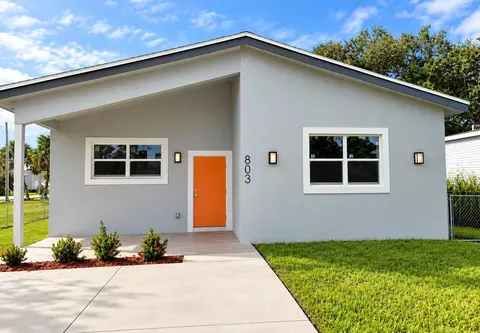 803 Avenue B, Fort Pierce, FL 34950