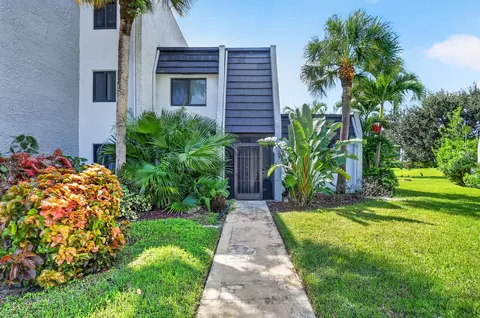 4280 Deste Ct, Lake Worth, FL 33467