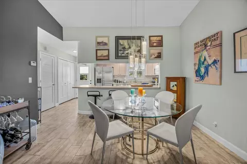 Dining - 2950 SE Ocean Blvd, Stuart, FL 34996 photo 2 of 2