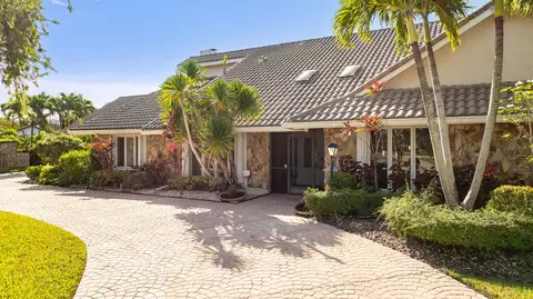 8610 Banyan Way, Tamarac, FL 33321