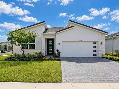 10428 SW Jadewood Ct, Port Saint Lucie, FL 34987