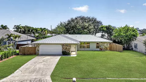 1549 SE Cownie St, Port Saint Lucie, FL 34983